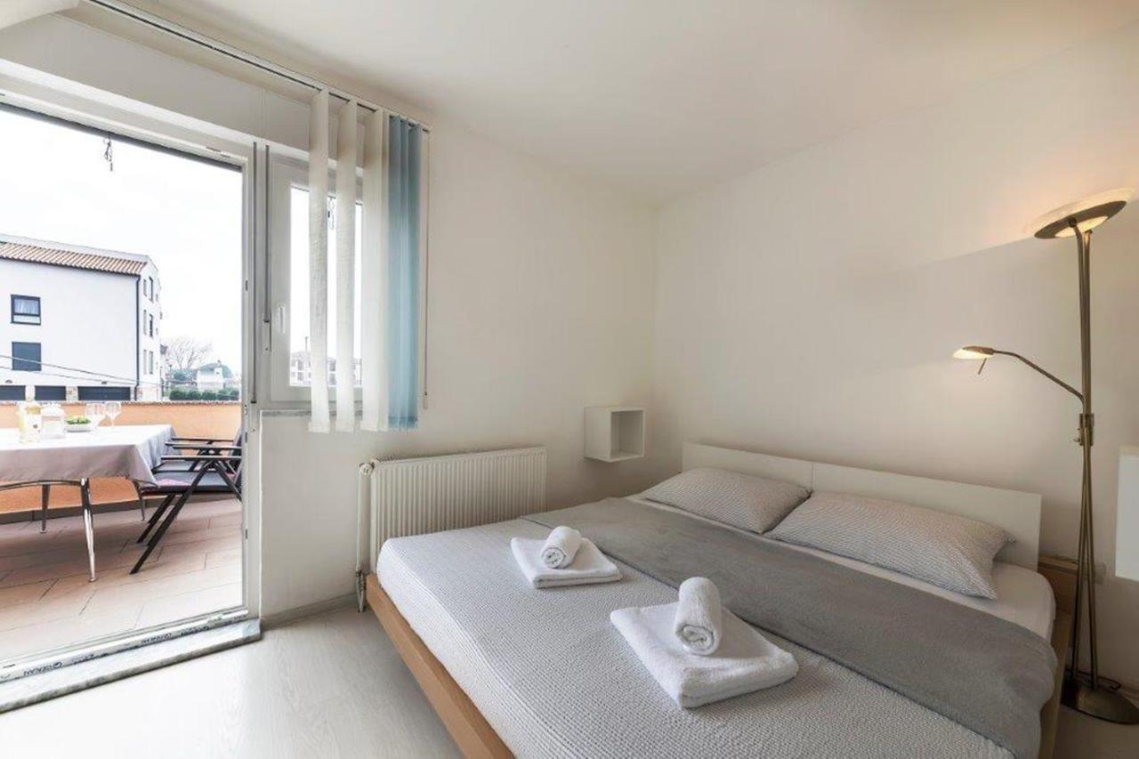 Apartment Dubravka Near The Sandy Beach Medulin Dış mekan fotoğraf