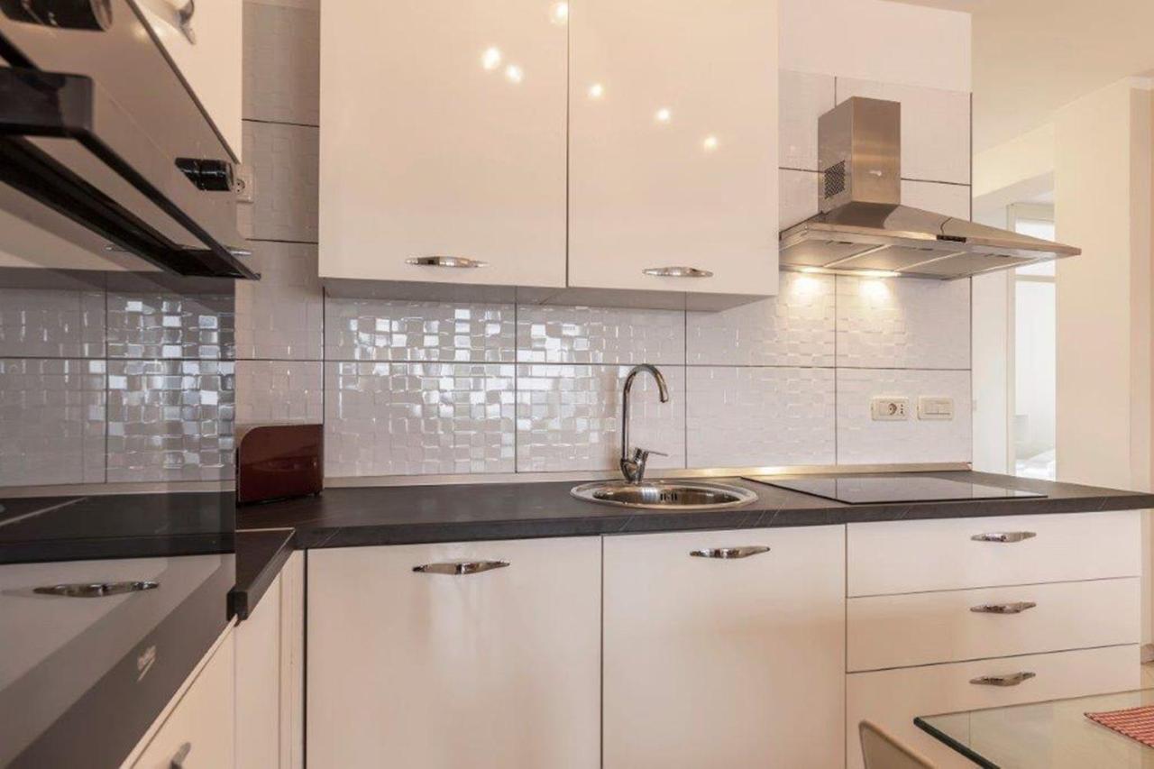 Apartment Dubravka Near The Sandy Beach Medulin Dış mekan fotoğraf